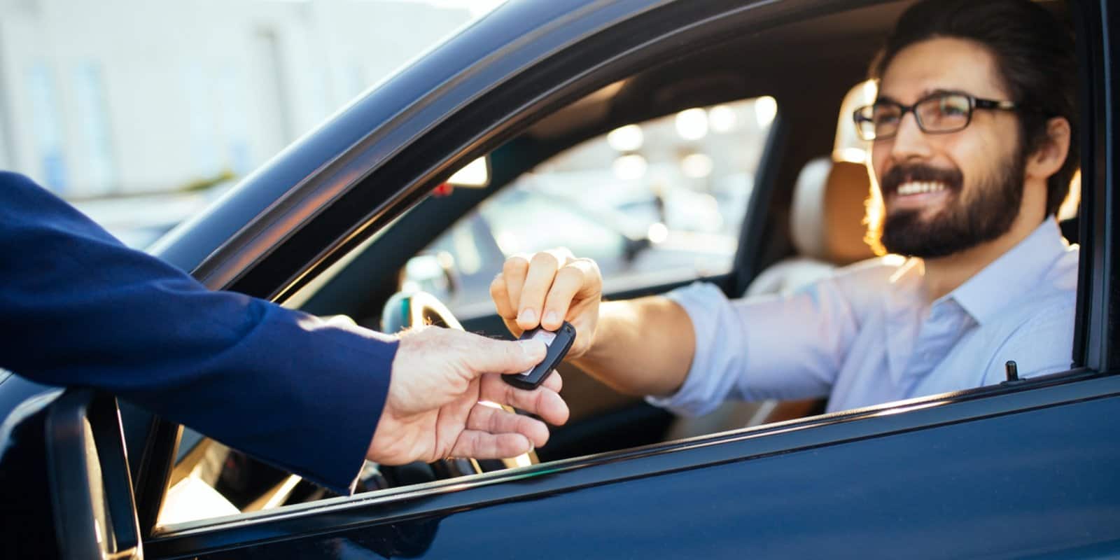 كيف أحصل على طلب تمويل سيارة تويوتا من عبد اللطيف جميل